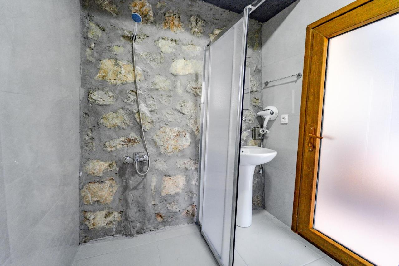Tweepersoonskamer met Balkon en Uitzicht op Zee
